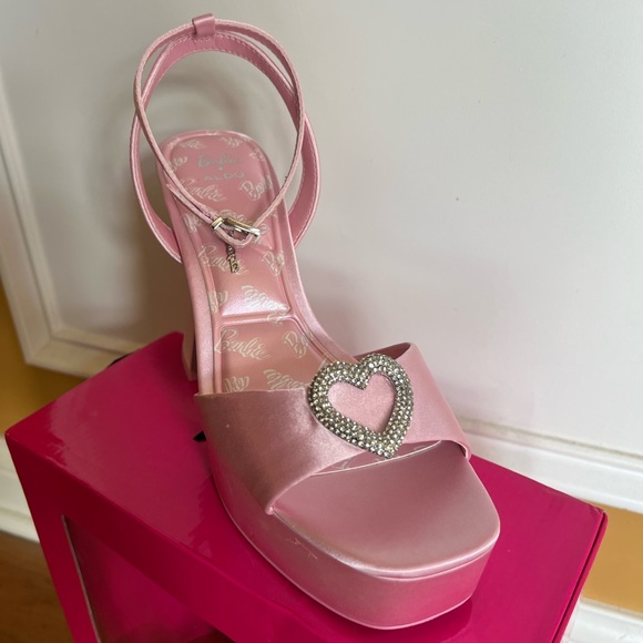 2023 ALDO X Barbie Women’s 9 Barbiepltfm Platform Sandal - Picture 5 of 6